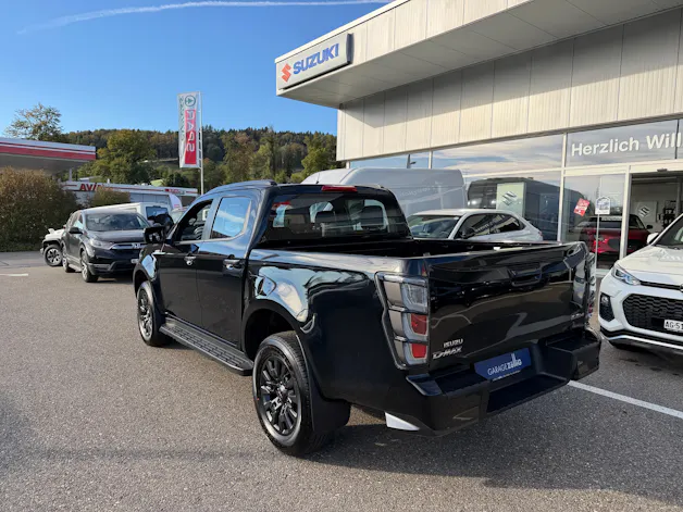 ISUZU CrewCab Nitro Sport 2.2 DMS AT 4x4