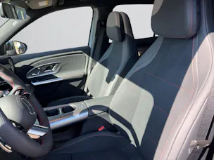 MERCEDES-BENZ GLB 350 85kWh EQ 4 Matic