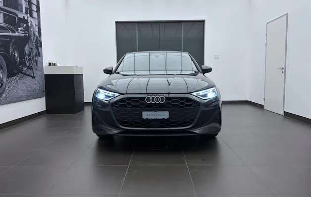 AUDI A3 Sportback TFSI 110 kW Attraction S tronic
