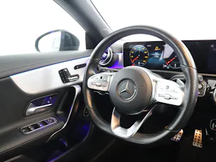 MERCEDES-BENZ CLA SB 250 AMG Line 4M 7G