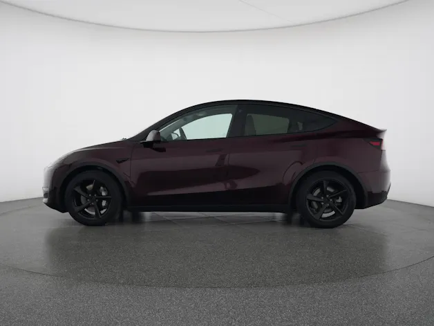 Tesla Model Y Long Range All-Wheel Drive