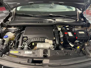 PEUGEOT 2008 1.2 PureTech Allure Pack EAT8