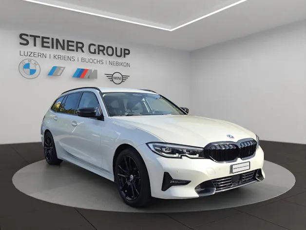 BMW 330d xDrive Touring Steptronic Sport Line