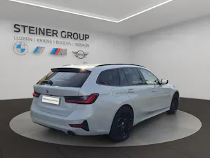 BMW 330d xDrive Touring Steptronic Sport Line