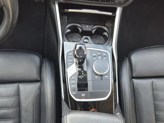 BMW 330d xDrive Touring Steptronic Sport Line