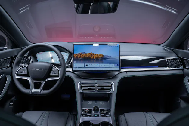 BYD Seal U DM-i Boost / Panorama / Head-Up Display / 360° Kamera
