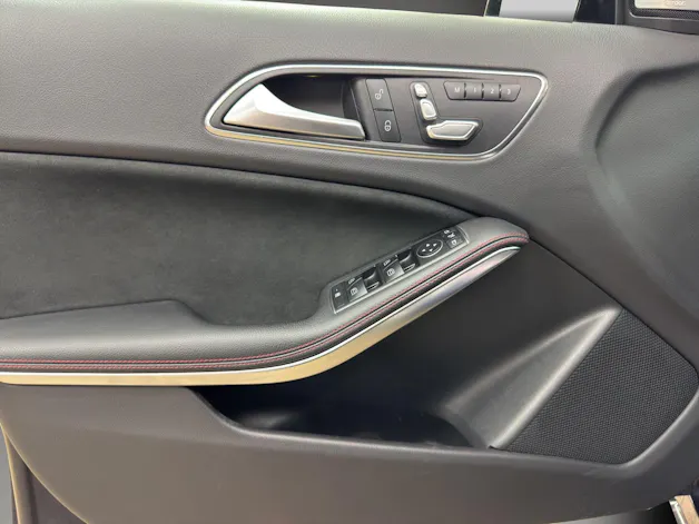MERCEDES-BENZ A 45 AMG 4Matic