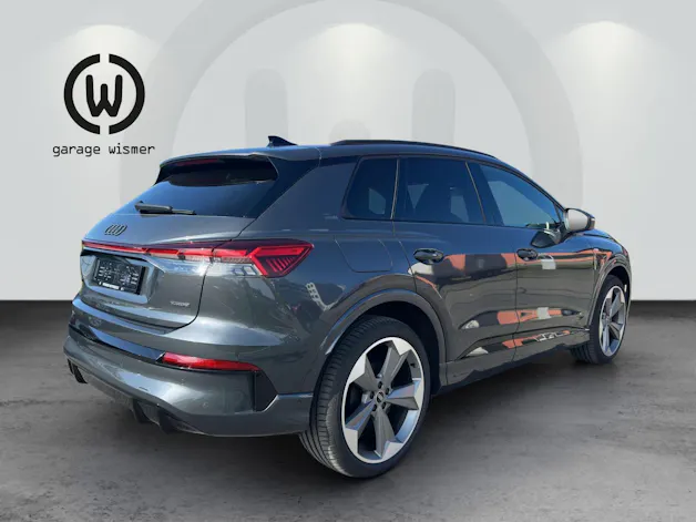 AUDI Q4 e-tron SUV quattro performance Swiss Ski