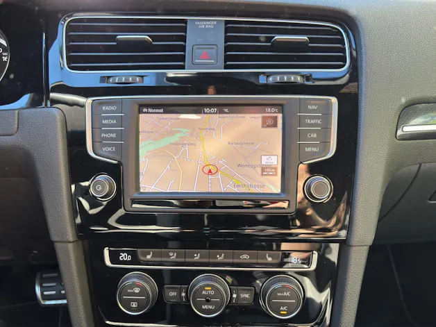 VW Golf 2.0 TSI R 4Motion DSG