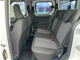 FORD Transit Courier Dkab. van 1.0 Trend/100CV/Man.
