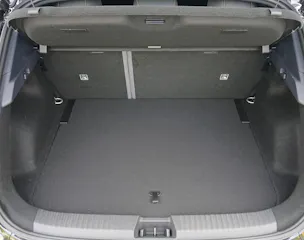 Lynk & Co 02