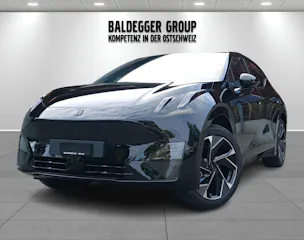 Lynk & Co 02