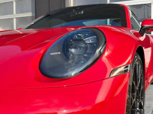 PORSCHE 911 Carrera 4 GTS