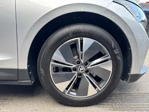 SKODA Enyaq iV 80x