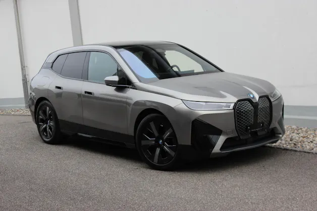 BMW iX xDrive50 *Edition Sport* oxidgrau metallic 🎉0.0%-LEASINGAKTION🎉