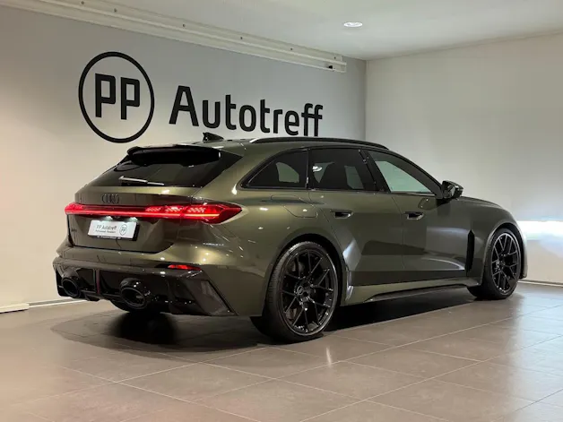 AUDI RS 5 Avant TFSI 470 kW Tiptronic quattro