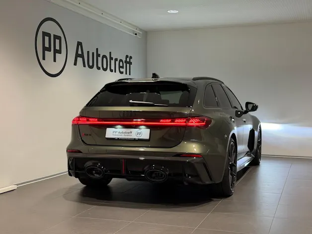 AUDI RS 5 Avant TFSI 470 kW Tiptronic quattro
