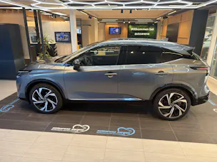 NISSAN Qashqai 1.3 DIG-T MHEV Tekna+ 4x4 Xtronic-Automat