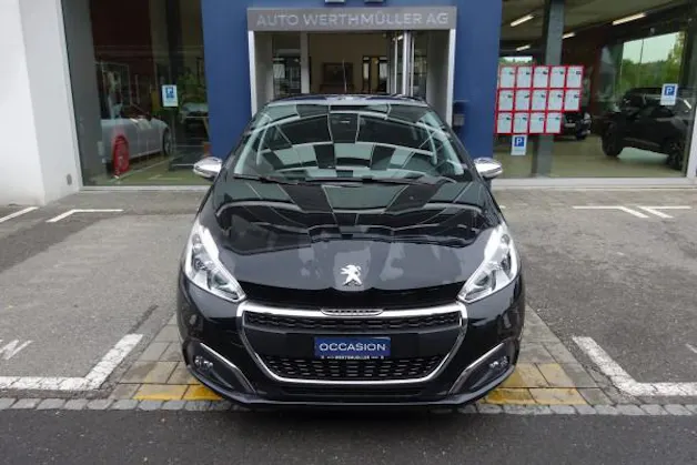 PEUGEOT 208 1.2 PureTech Tech Ed