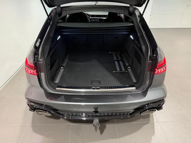 AUDI RS6 Avant 4.0 TFSI V8 Performance quattro
