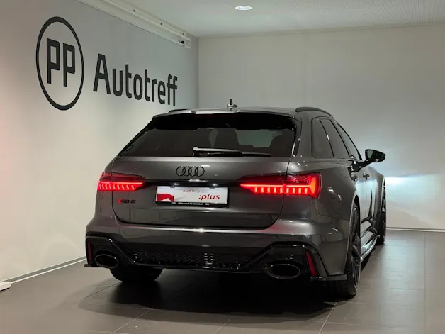 AUDI RS6 Avant 4.0 TFSI V8 Performance quattro