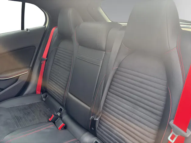 MERCEDES-BENZ GLA 45 AMG 4Matic 7G-DCT