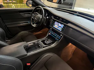 Jaguar XF 20d R-Sport Automatic