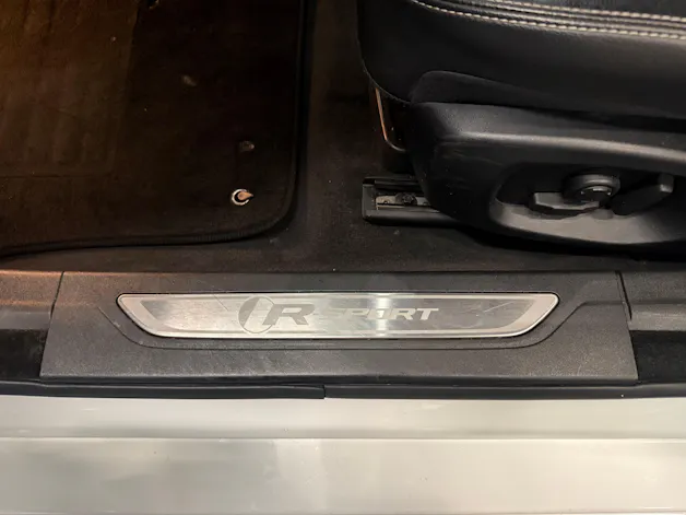 Jaguar XF 20d R-Sport Automatic