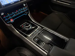Jaguar XF 20d R-Sport Automatic