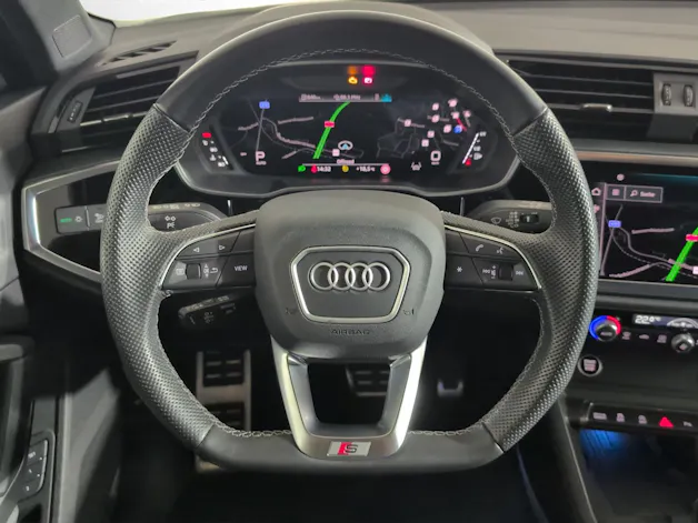 AUDI Q3 45 TFSI S line quattro S-tronic