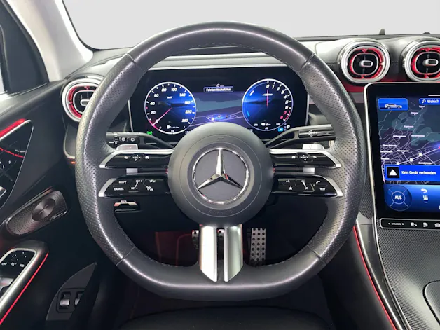 MERCEDES-BENZ GLC 300 e AMG Line 4MATIC