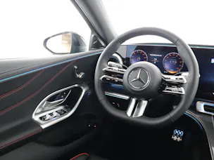MERCEDES-BENZ C 400 94 kWh 4Matic