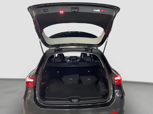 MERCEDES-BENZ GLC 300 e AMG Line 4MATIC