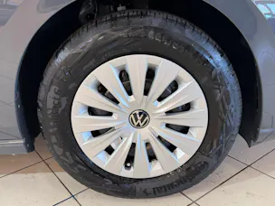 VW Golf 1.5 TSI Basis