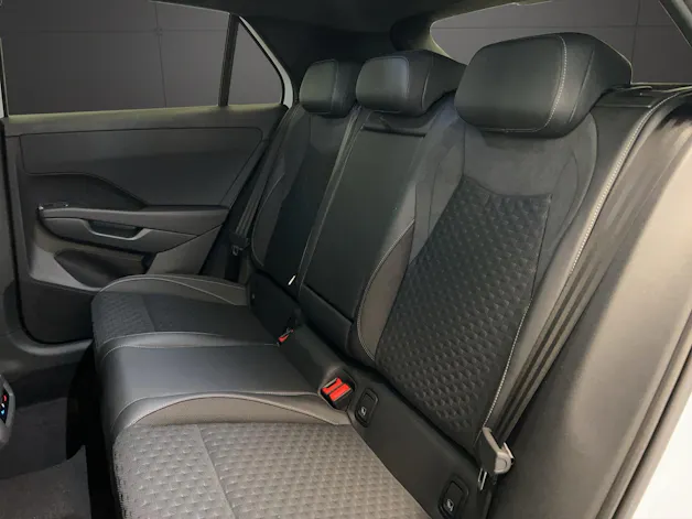 VW T-Roc 1.5 eTSI mHEV R-Line DSG