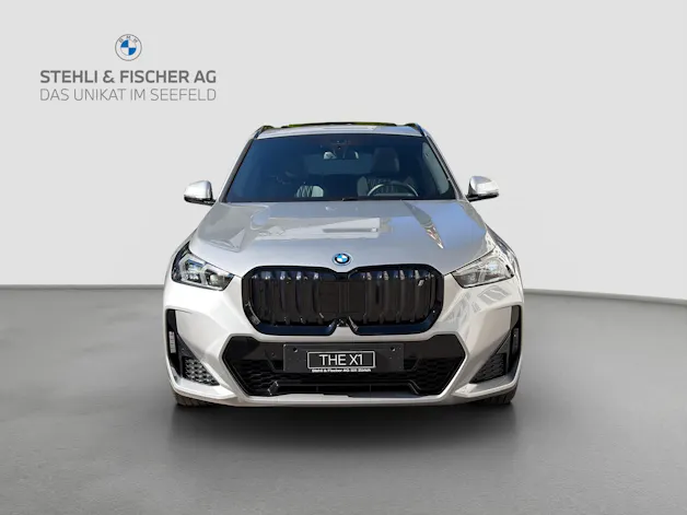 BMW iX1 xDrive 30 M Sport