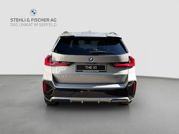 BMW iX1 xDrive 30 M Sport