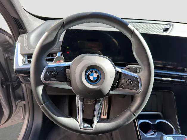 BMW iX1 xDrive 30 M Sport