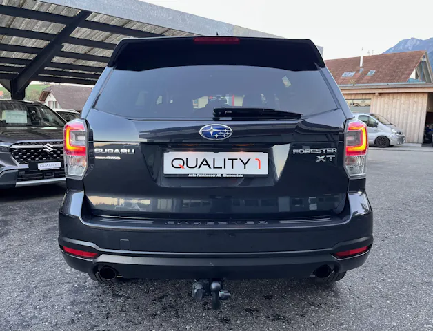 Subaru Forester 2.0XT Luxury Lineartronic