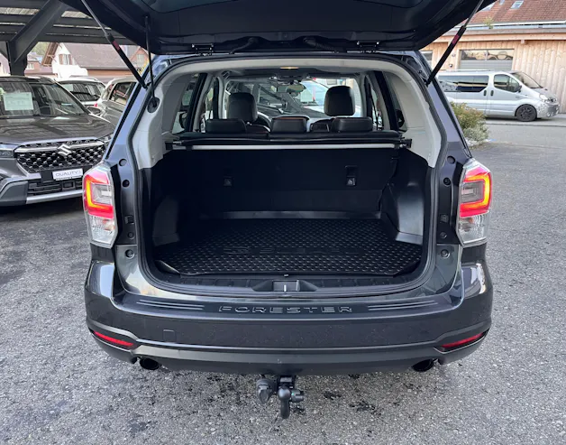 Subaru Forester 2.0XT Luxury Lineartronic