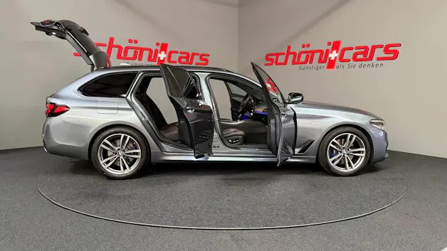 BMW 530i xDrive Touring Steptronic