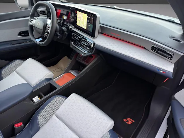 RENAULT R5 E-Tech Comfort Range Roland Garros