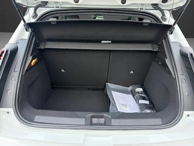 RENAULT R5 E-Tech Comfort Range Roland Garros