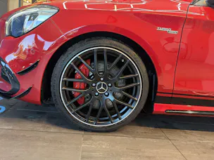 MERCEDES-BENZ CLA 45 AMG 381PS 4Matic Speedshift-Automat