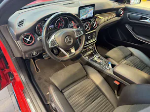 MERCEDES-BENZ CLA 45 AMG 381PS 4Matic Speedshift-Automat