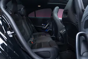 MERCEDES-BENZ CLA 35 AMG 4matic/ Facelift / Head-Up Display / Panorama-Schiebedach