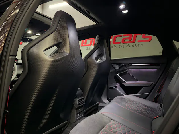 AUDI RS3 Limousine 2.5 TSI quattro S-tronic