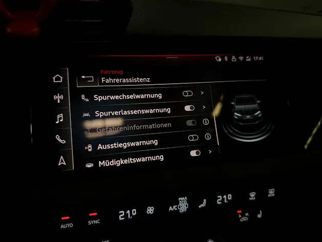 AUDI RS3 Limousine 2.5 TSI quattro S-tronic