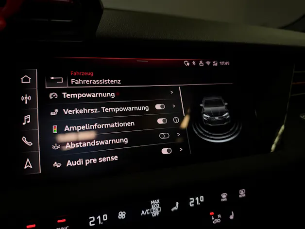 AUDI RS3 Limousine 2.5 TSI quattro S-tronic