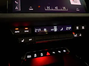 AUDI RS3 Limousine 2.5 TSI quattro S-tronic